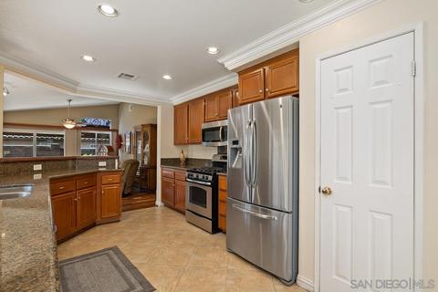 2516 Columbine, Alpine, CA 91901 photo 17