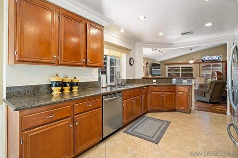 2516 Columbine, Alpine, CA 91901 photo 15