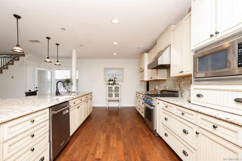 2051 S Horne St, Oceanside, CA 92054 photo 8