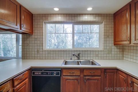 9902 Shadow Rd, La Mesa, CA 91941 photo 28