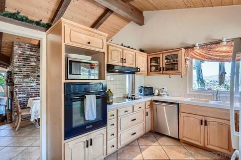 10600 Noakes Rd, La Mesa, CA 91941 photo 11