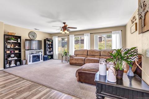 2085 Chateau Ct, Chula Vista, CA 91913 photo 10