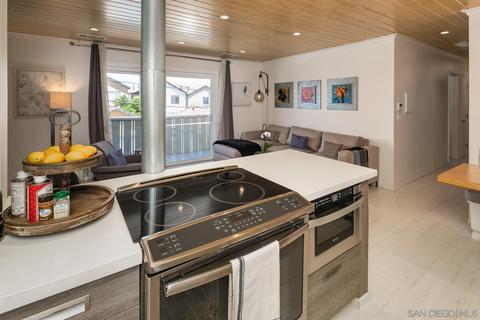 226 B, Coronado, CA 92118 photo 6