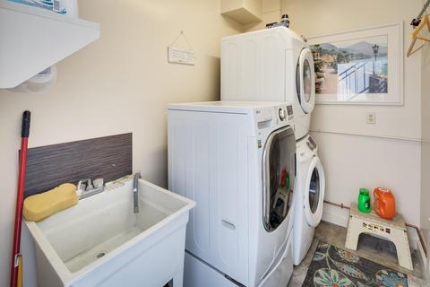 226 B, Coronado, CA 92118 photo 17
