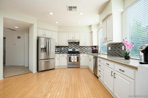 24051 Senna Dr, Wildomar, CA 92595 photo 5