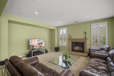 4559 Foxborough Dr, Fontana, CA 92336 photo 18