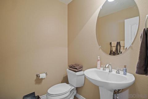 4559 Foxborough Dr, Fontana, CA 92336 photo 35
