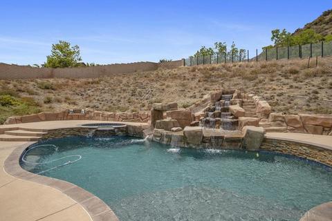 4559 Foxborough Dr, Fontana, CA 92336 photo 10