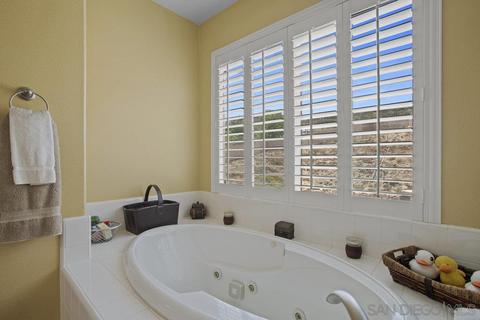 4559 Foxborough Dr, Fontana, CA 92336 photo 42