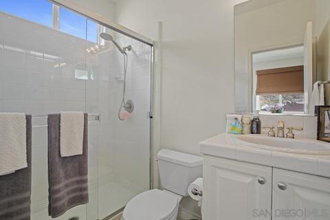 4559 Foxborough Dr, Fontana, CA 92336 photo 32