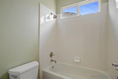 4559 Foxborough Dr, Fontana, CA 92336 photo 38