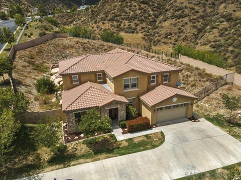4559 Foxborough Dr, Fontana, CA 92336 photo 5