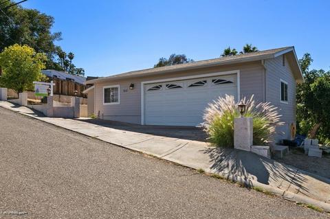 8622 Gardena Rd, Lakeside, CA 92040 photo 4