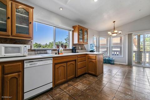 8622 Gardena Rd, Lakeside, CA 92040 photo 14
