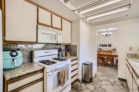 1471 Saddle Way, Oceanside, CA 92057 photo 13