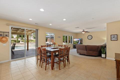 5620 Spanish Horse, Oceanside, CA 92057 photo 9
