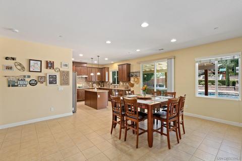 5620 Spanish Horse, Oceanside, CA 92057 photo 8