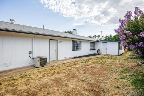 706 Tamara Dr, Escondido, CA 92026 photo 27