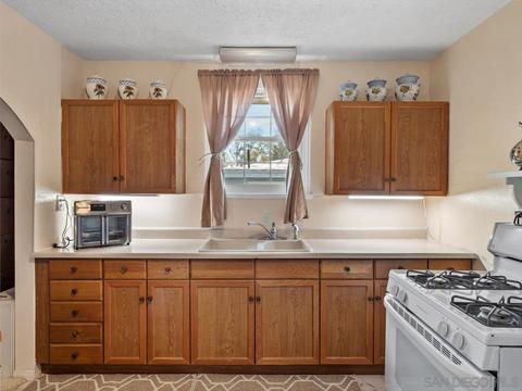 9438 Pryor Dr, Santee, CA 92071 photo 4
