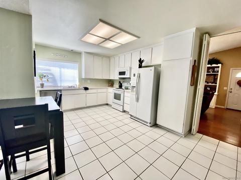3731 Sur Ave, Irvine, CA 92606 photo 3