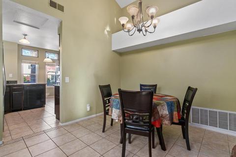 271 Hyacinth Way, Oceanside, CA 92057 photo 11