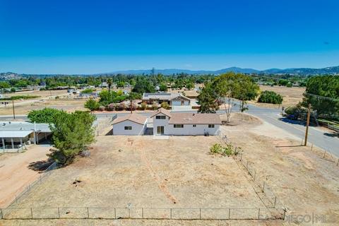 910 Hanson Ln, Ramona, CA 92065 photo 2