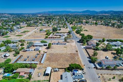910 Hanson Ln, Ramona, CA 92065 photo 5
