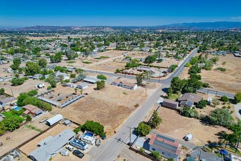 910 Hanson Ln, Ramona, CA 92065 photo 6