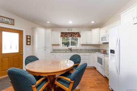 2649 Meadowbrook Pl, Escondido, CA 92027 photo 21