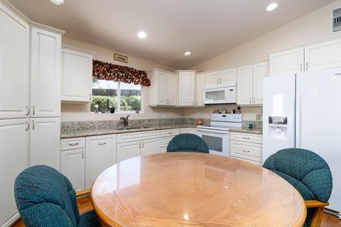 2649 Meadowbrook Pl, Escondido, CA 92027 photo 22