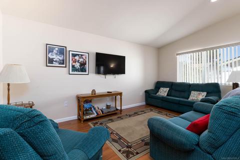 2649 Meadowbrook Pl, Escondido, CA 92027 photo 20