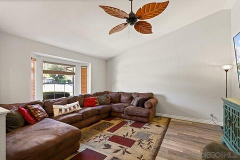 25273 Kerri Ln, Ramona, CA 92065 photo 4