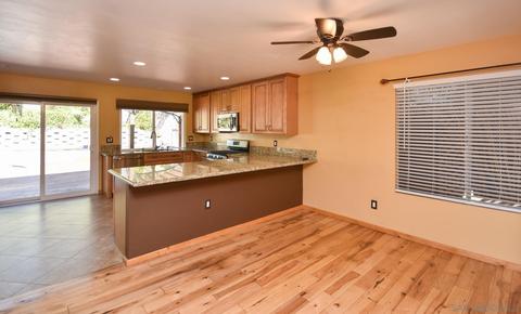 455 Mainsail Rd, Oceanside, CA 92054 photo 4