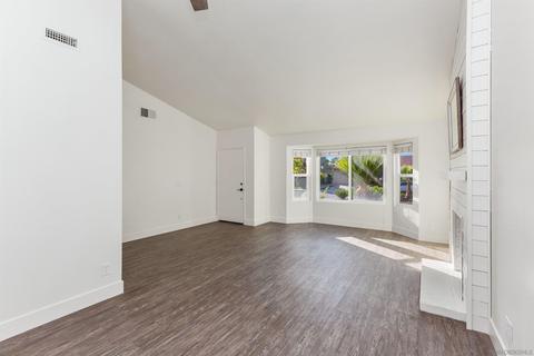 4911 Glenhaven Dr, Oceanside, CA 92056 photo 4