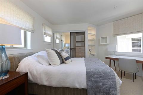7514 Girard #A, La Jolla, CA 92037 photo 9