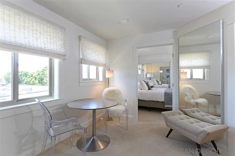 7514 Girard #A, La Jolla, CA 92037 photo 5