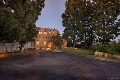 1144 Crest Dr, Encinitas, CA 92024 photo 2