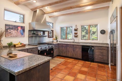 1144 Crest Dr, Encinitas, CA 92024 photo 11