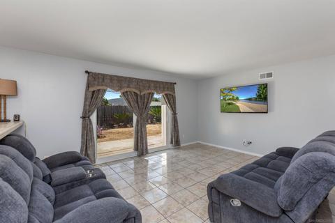 8819 Arrowhead Ct, Santee, CA 92071 photo 8