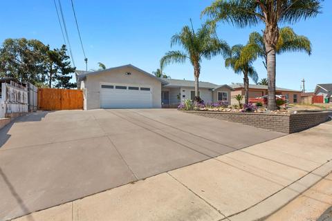 8819 Arrowhead Ct, Santee, CA 92071 photo 3