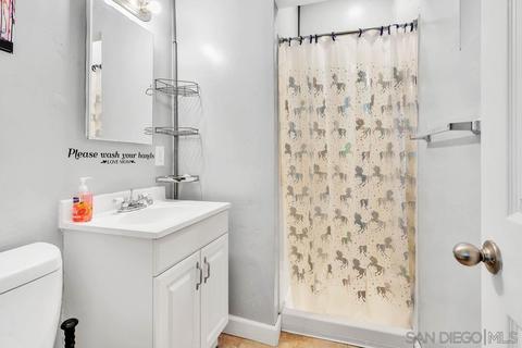 11104 Meadow Terrace Dr, Santee, CA 92071 photo 23