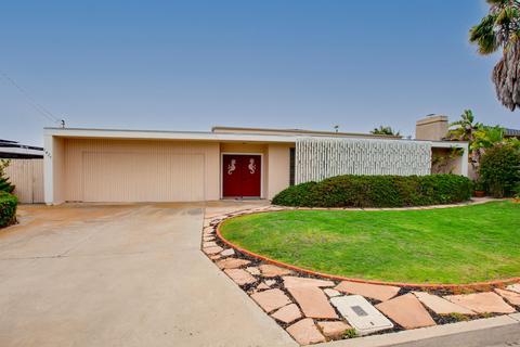 1427 Cottontail Ln, La Jolla, CA 92037 photo 3