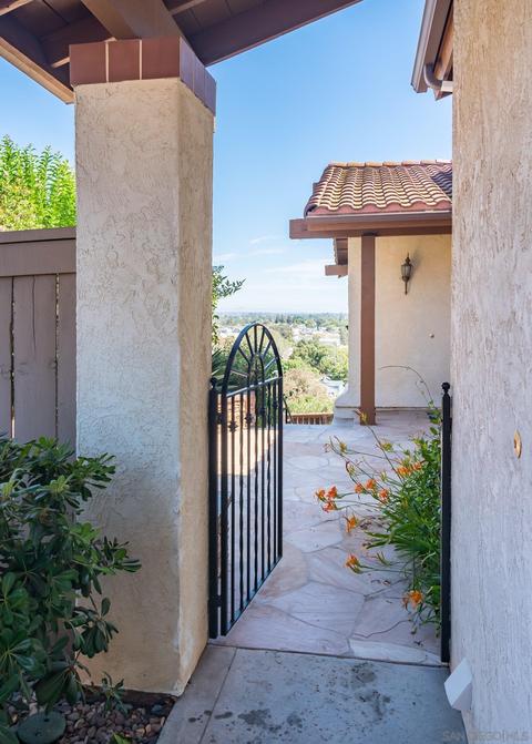3868 Murray Hill Rd, La Mesa, CA 91941 photo 9