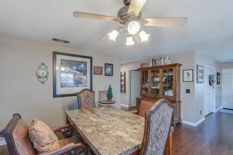 812 Albert Ct, Escondido, CA 92027 photo 5