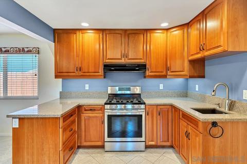 9944 Medina Dr, Santee, CA 92071 photo 5