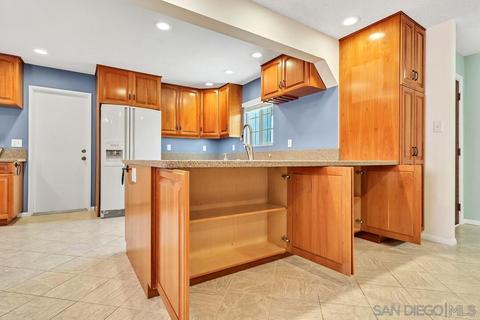 9944 Medina Dr, Santee, CA 92071 photo 8