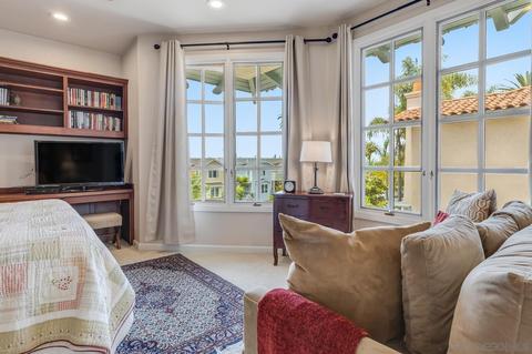 7717 Ivanhoe, La Jolla, CA 92037 photo 28