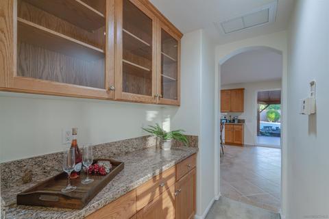 2338 Douglaston Gln, Escondido, CA 92026 photo 14