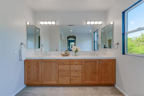 2338 Douglaston Gln, Escondido, CA 92026 photo 27