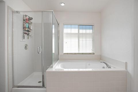 1091 Greenway Rd, Oceanside, CA 92057 photo 17